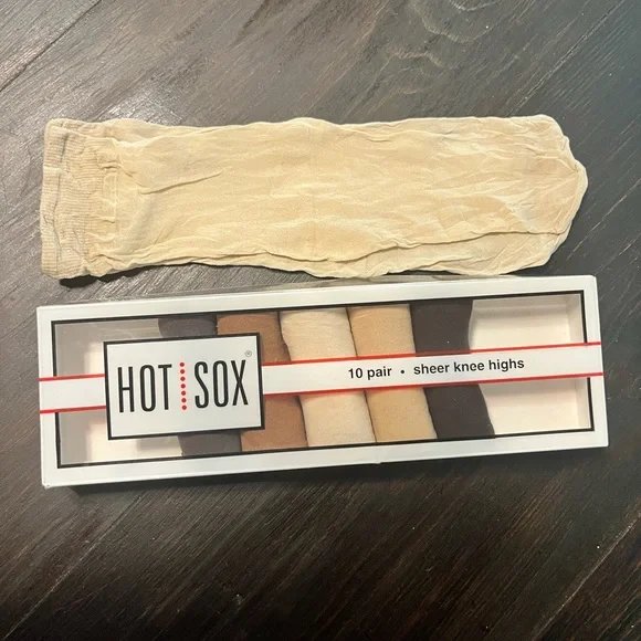 Hot Sox Sheer Knee Highs multicolor pack, Size 8 1/2-11. Brand New. - Picture 2 of 8